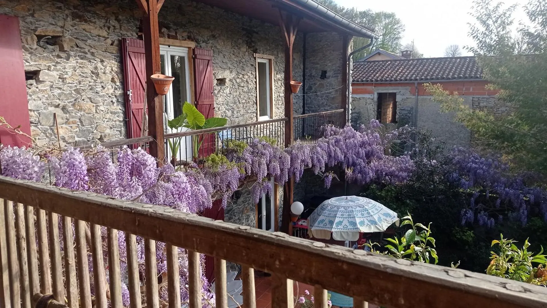 Chez Olive Et Garance Bed and Breakfast Couret 0*,
