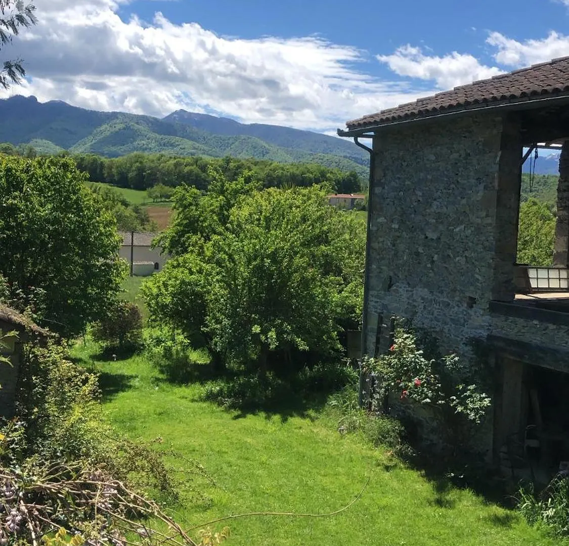 Chez Olive Et Garance Bed and Breakfast Couret Bed & Breakfast