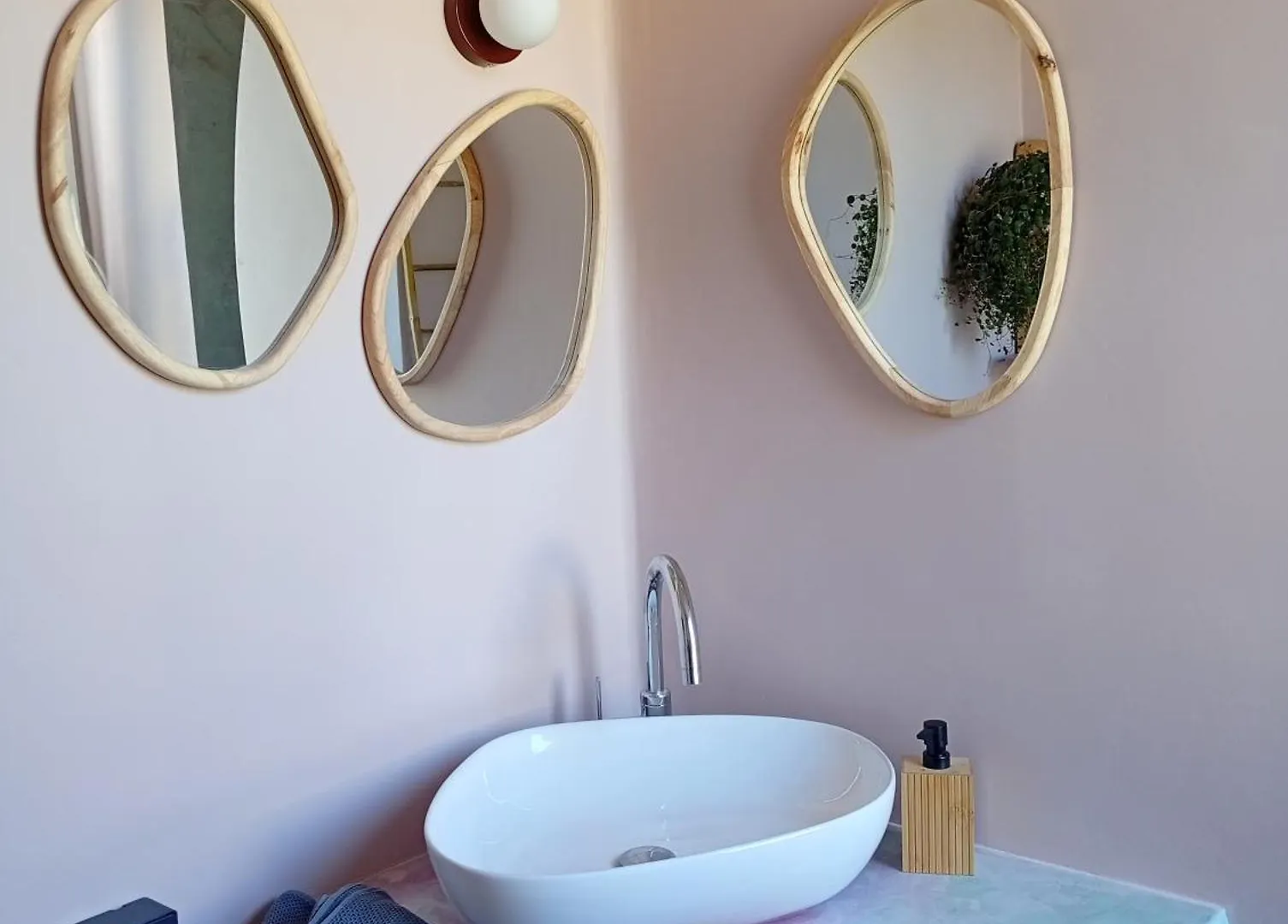 Chez Olive Et Garance Bed and Breakfast Couret